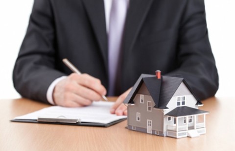 Corredores inmobiliarios advierten sobre el delicado momento que atraviesan: "La gente no puede vender el inmueble"