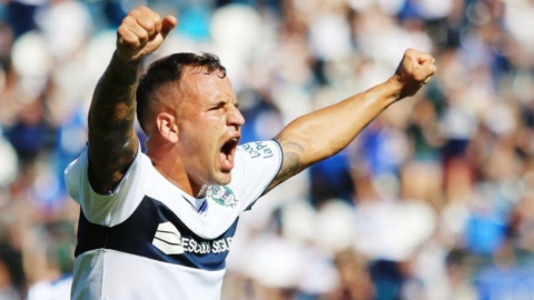 Mussis: "Si Maradona no me va a tener en cuenta, me voy"