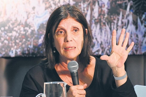 Teresa García: "Sería absurdo habilitar actividades cuando los casos están aumentando"