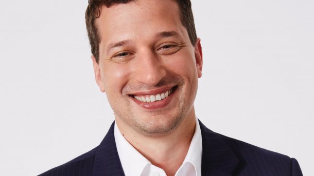 Yamil Santoro: "El peronismo se esconde atrás de un candidato radical"