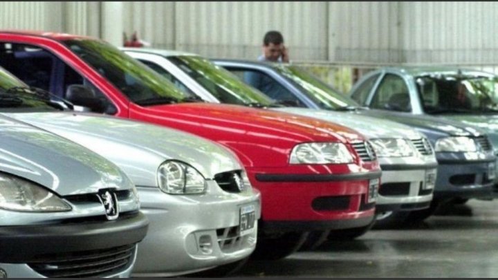 Sebastian Beato: &quot;Los autos tienen un 53% de impuestos. Hay recuperación en la venta. Todavía no está resuelto la fabricación de patentes&quot;