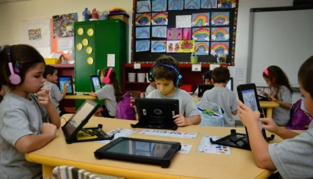 Juan María Segura, docente y especialista en educación: “No creo que la tecnología sea la causa del nivel de la educación porque con la invención de la escritura hubieran dicho que perdimos la capacidad de memorizar”