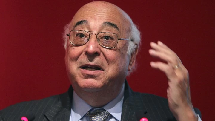 Miguel Ángel Broda: &quot;El canje hipoteca el futuro a partir del 2024&quot;