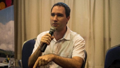 Damián Di Pace: "Hay que empezar a planificar la recuperación"
