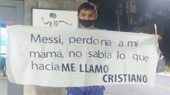 Un niño le pidió perdón a Messi por llamarse Cristiano