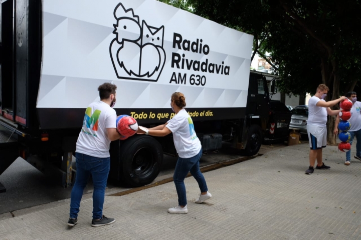 Radio Rivadavia y la ONG Misión-ar celebraron el Día de Reyes en el Hospital de Niños