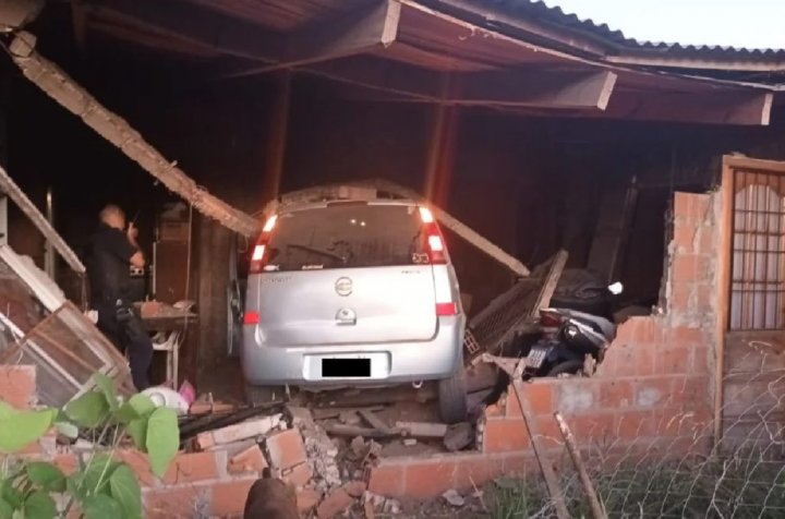 Conmoción en Moreno: mató a dos nenes tras incrustar el vehículo en una casa por manejar alcoholizado