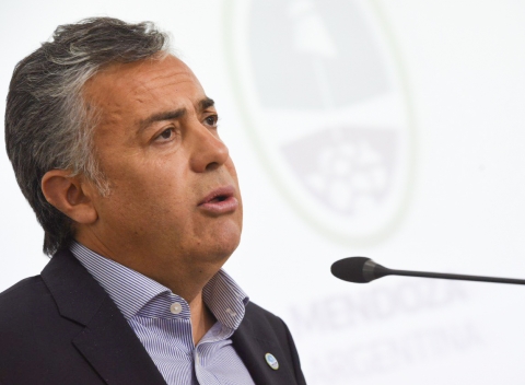 Alfredo Cornejo: "No entiendo por qué hacen esto con la reforma judicial si la agenda prioritaria es la pandemia"