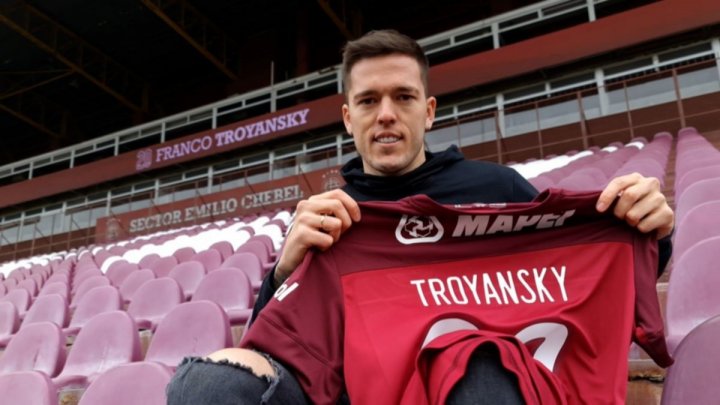 Franco Troyansky: &quot;El grupo y el club nos merecemos este arranque de campeonato&quot;