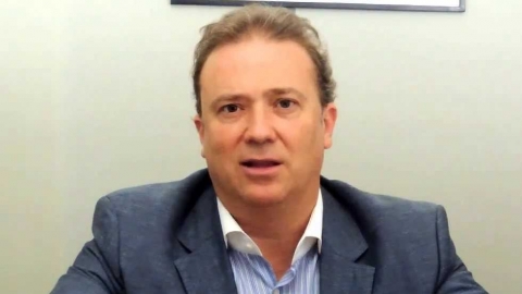 Andrés Gil Domínguez: "Los traslados son inconstitucionales y tendrían que estar prohibidos"