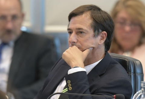 Daniel Lipovetzky:  "Este gobierno toma medidas para compensar a su coalición"