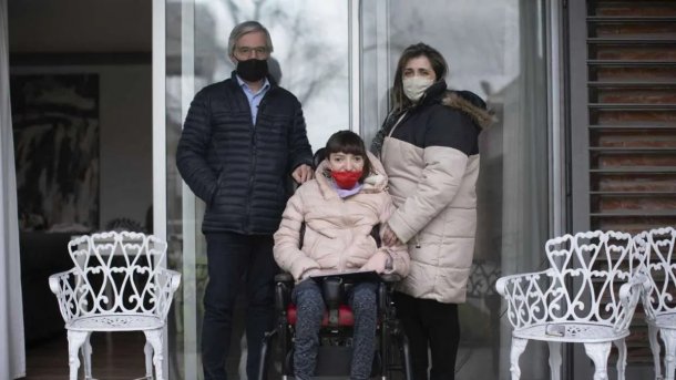 Presidente de la Red VacunaMe: "Ginés González García es el emblema de entender la salud como un negocio"