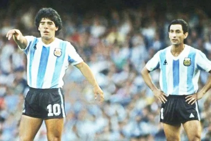 Osvaldo Ardiles: "Diego fue Dios como jugador de fútbol"