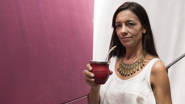 Valeria Trapaga nos enseña a preparar un mate perfecto