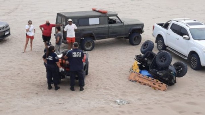 Tragedia en Pinamar: murió una turista que volcó en un cuatriciclo
