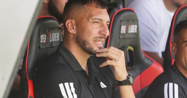 Gustavo 'Tata' Benítez: 