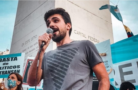 Guido Paredes, el joven PRO que habló en el banderazo: "Nos duele que muchos se quieran ir"