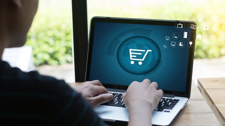 Arranc&oacute; el CyberMonday 2025: m&aacute;s de 1.000 marcas ofrecen ofertas, cuotas sin inter&eacute;s y novedades tecnol&oacute;gicas