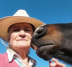 Antonia Indart: "La equinoterapia te marca el camino, los caballos serenan a los humanos"