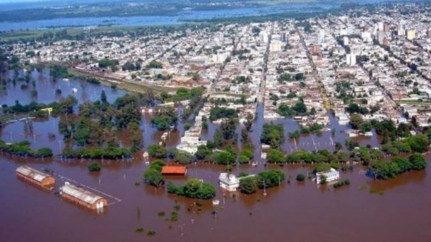 Inundaciones en el Litoral: familias evacuadas y comerciantes afectados