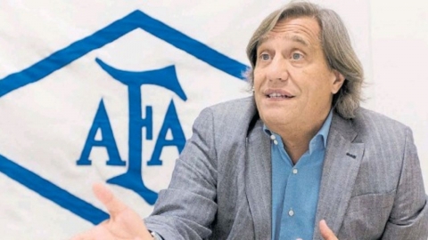 Donato Villani: "El fútbol no volverá a fase 1, sino que se van a exigir que se cumplan a rajatabla los protocolos"