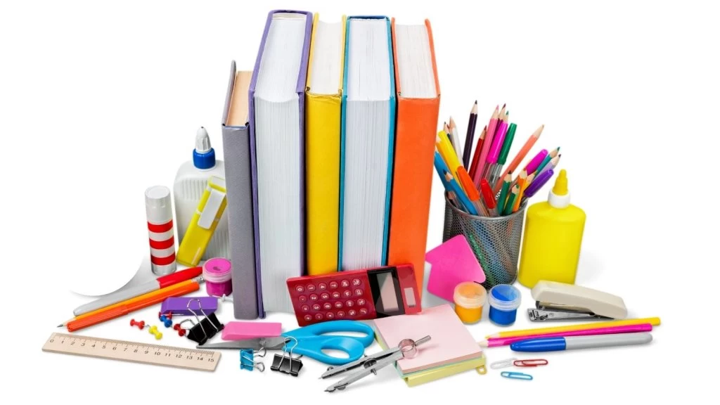 ¿Cuánto peso tienen los útiles en la canasta de la vuelta a clases?