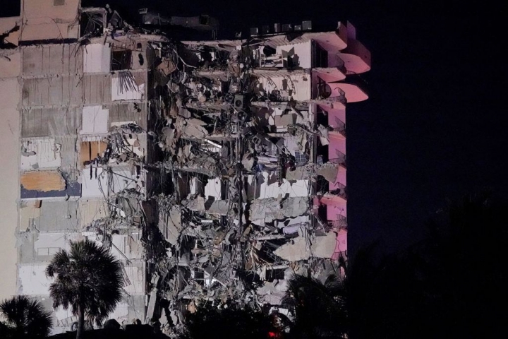 La Cancillería confirmó que hay cuatro argentinos desaparecidos tras el derrumbe de un edificio en Miami