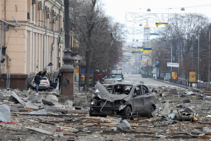 Se refugió junto a otras 30 personas en un teatro de Kiev: “La fe es lo único que sigue estando presente todo el tiempo”