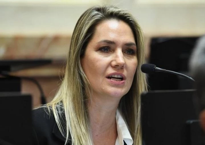 Carolina Losada: “Si hay comida se tiene que repartir y tiene que ser urgente”