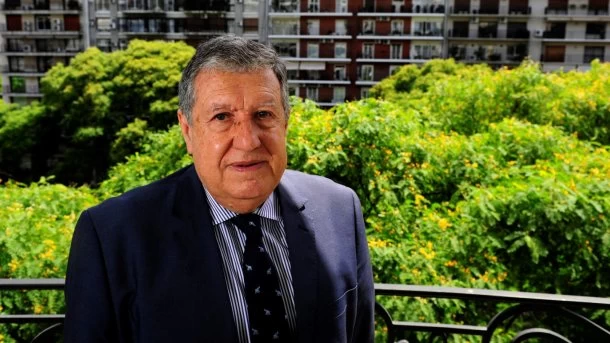 Ramón Puerta: "Le dije que como Papa cuando viniera a Argentina le iba a pedir ayuda y me quedé esperando"