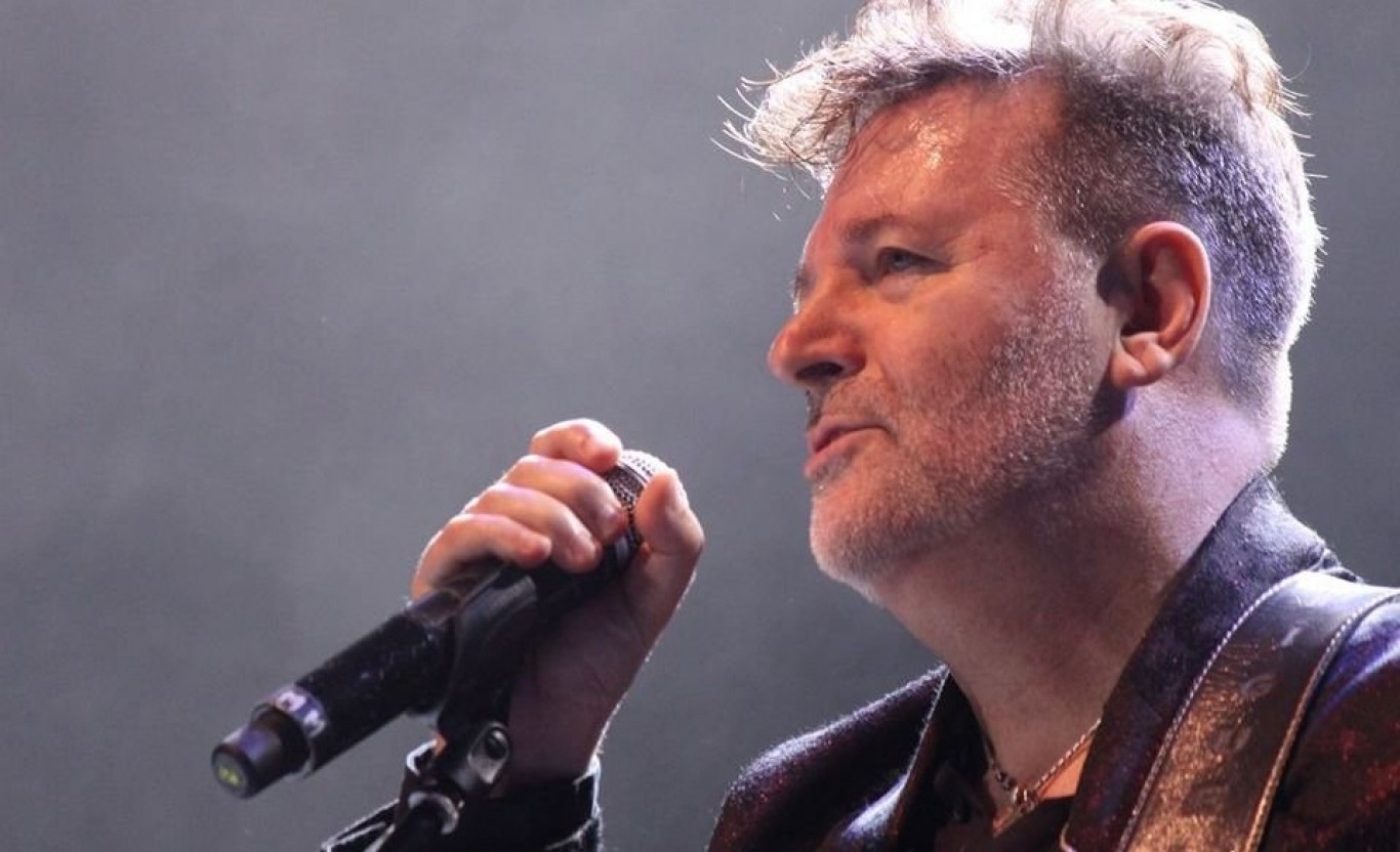 La historia detrás de la canción “Los argentinitos” de Miguel Mateos