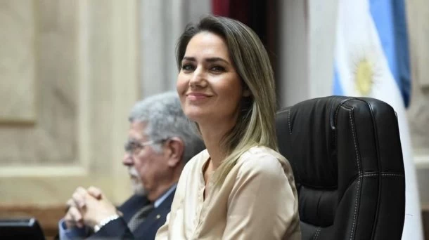 Carolina Losada: "Es importante para cualquier proyecto político y económico el respeto a las Instituciones"
