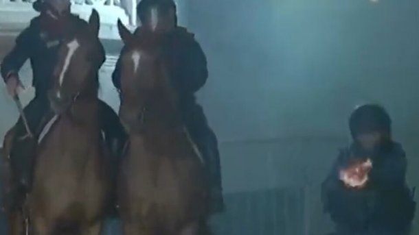 Fernando Rivero, fotógrafo baleado en los incidentes de La Plata: "El policía vino a tirarme para sacarme de escena"