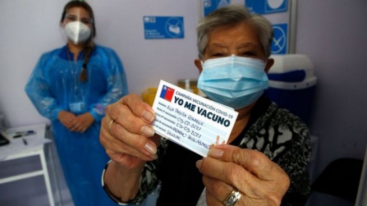 Chile espera tener la inmunidad colectiva de su población para finales de julio y mediados de agosto 