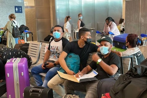 La odisea de los 200 venezolanos varados en Ezeiza